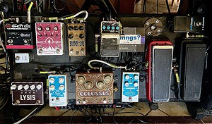 Dave Catching's pedalboard